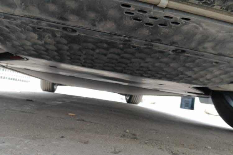 Used Xiaomi Auto YU7 2025 Ultra-Long Range High-Performance All-Wheel-Drive Max Edition Chassis Rear