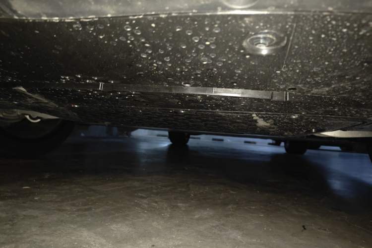 Used Xiaomi Auto YU7 2025 Ultra-Long Range High-Performance All-Wheel-Drive Max Edition Chassis Rear