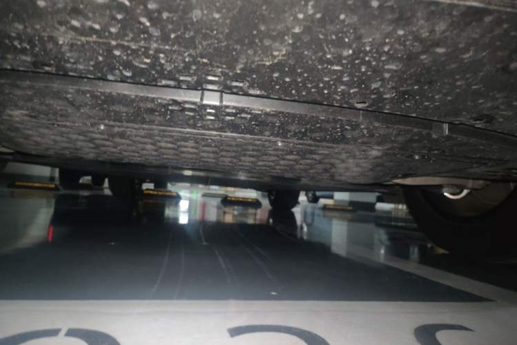 Used Xiaomi Auto YU7 2025 Ultra-Long Range Rear-Wheel Drive Version Chassis Rear