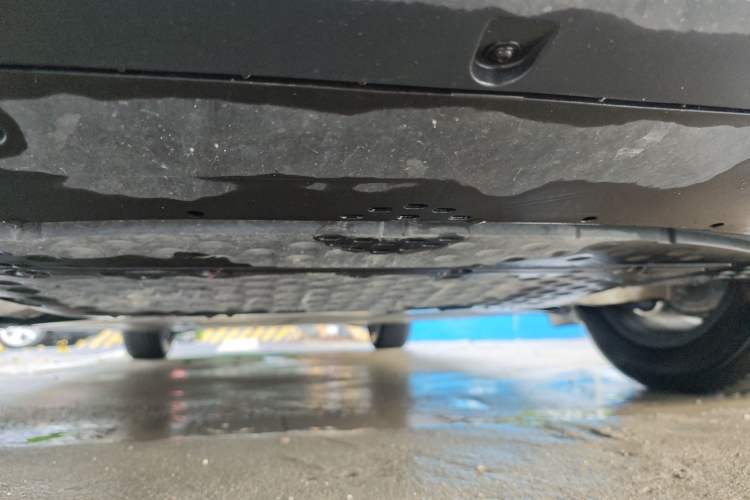 Used Xiaomi Auto YU7 2025 Ultra-Long Range Rear-Wheel Drive Version Chassis Rear