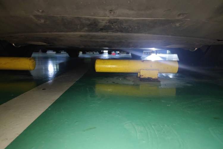 Used Xiaomi Auto YU7 2025 Ultra-Long Range High-Performance All-Wheel-Drive Max Edition Chassis Rear