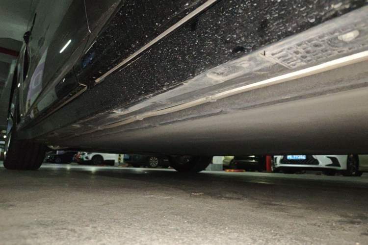 Used Xiaomi Auto YU7 2025 Ultra-Long Range High-Performance All-Wheel-Drive Max Edition Chassis Rear Left