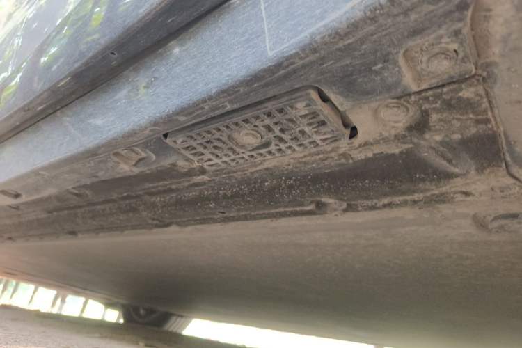Used Xiaomi Auto YU7 2025 Ultra-Long Range High-Performance All-Wheel-Drive Max Edition Chassis Rear Left