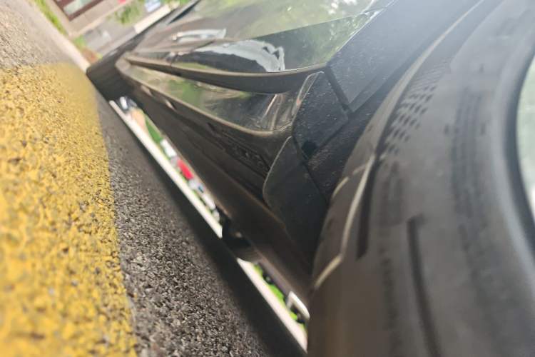 Used Xiaomi Auto YU7 2025 Ultra-Long Range All-Wheel Drive Pro Version Chassis Rear Left