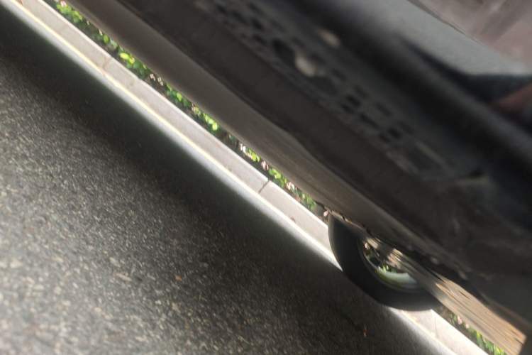 Used Xiaomi Auto YU7 2025 Ultra-Long Range All-Wheel Drive Pro Version Chassis Rear Left