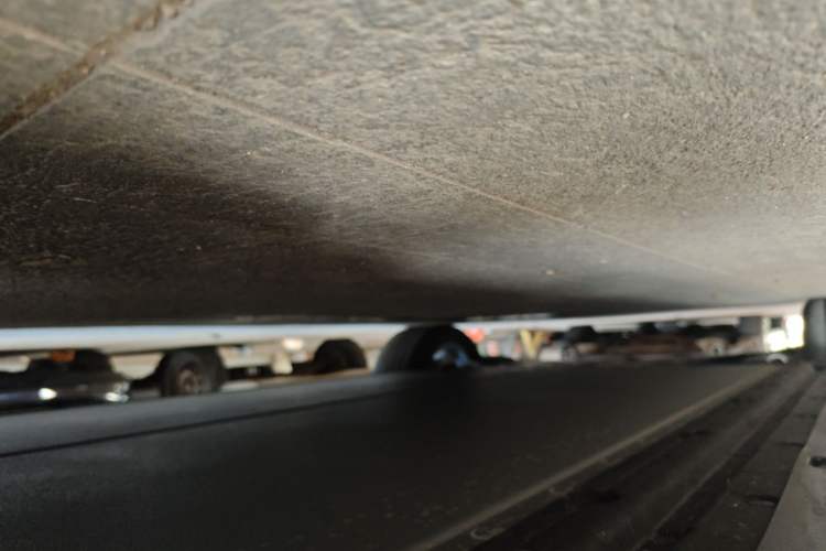 Used Xiaomi Auto YU7 2025 Ultra-Long Range Rear-Wheel Drive Version Chassis Rear Left