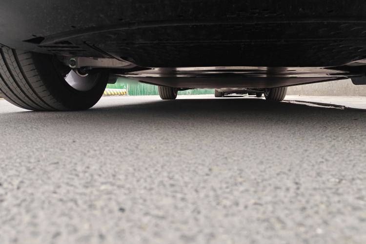 Used Xiaomi Auto YU7 2025 Ultra-Long Range High-Performance All-Wheel-Drive Max Edition Chassis Rear Left