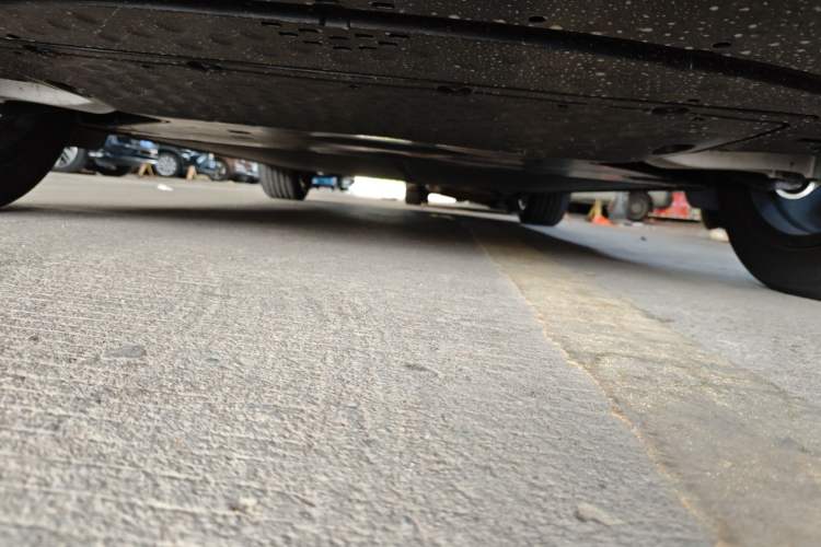 Used Xiaomi Auto YU7 2025 Ultra-Long Range Rear-Wheel Drive Version Chassis Rear