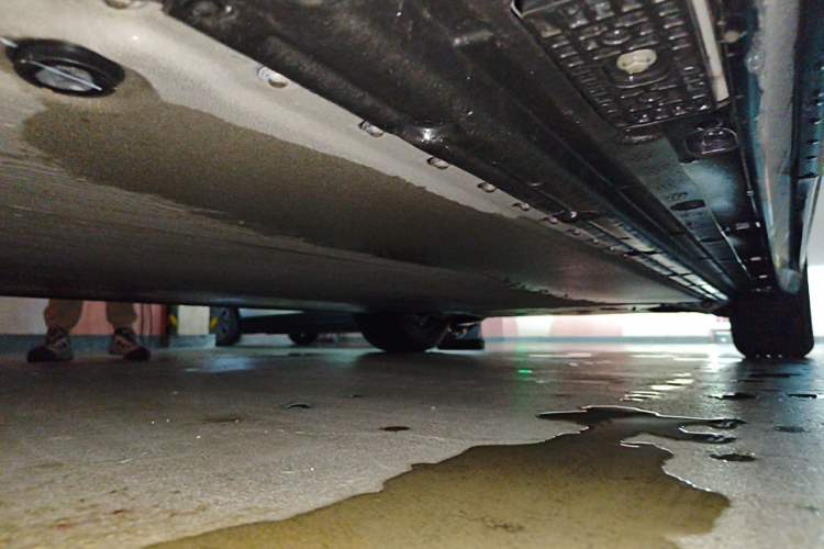Used Xiaomi Auto YU7 2025 Ultra-Long Range Rear-Wheel Drive Version Chassis Rear Right