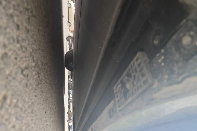 Used Xiaomi Auto YU7 2025 Ultra-Long Range All-Wheel Drive Pro Version Chassis Rear Right