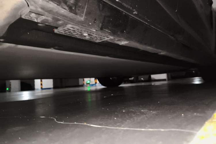 Used Xiaomi Auto YU7 2025 Ultra-Long Range High-Performance All-Wheel-Drive Max Edition Chassis Rear Right