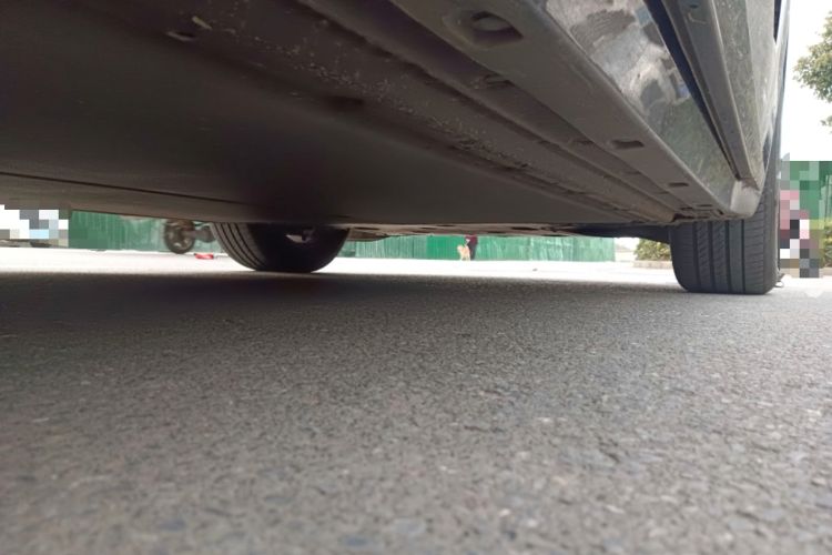 Used Xiaomi Auto YU7 2025 Ultra-Long Range All-Wheel Drive Pro Version Chassis Rear Right