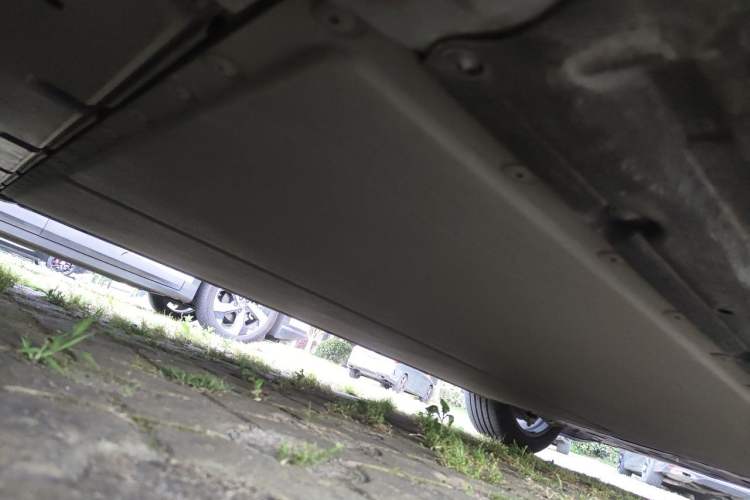 Used Xiaomi Auto YU7 2025 Ultra-Long Range Rear-Wheel Drive Version Chassis Rear Right