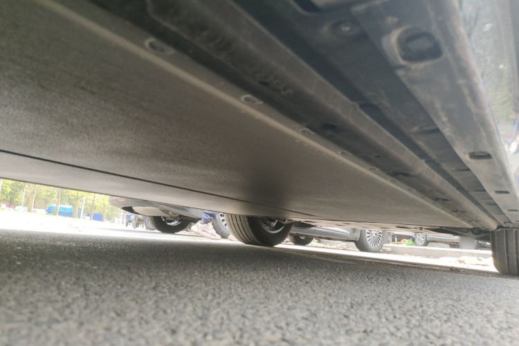 Used Xiaomi Auto YU7 2025 Ultra-Long Range Rear-Wheel Drive Version Chassis Rear Right