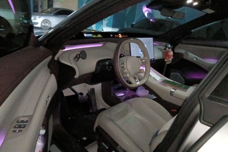 Used Xiaomi Auto YU7 2025 Ultra-Long Range Rear-Wheel Drive Version Driver Seat
