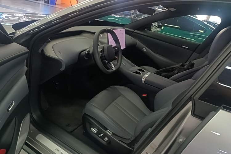 Used Xiaomi Auto YU7 2025 Ultra-Long Range All-Wheel Drive Pro Version Driver Seat