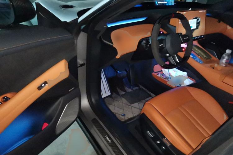 Used Xiaomi Auto YU7 2025 Ultra-Long Range High-Performance All-Wheel-Drive Max Edition Driver Seat