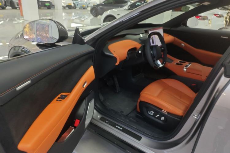 Used Xiaomi Auto YU7 2025 Ultra-Long Range High-Performance All-Wheel-Drive Max Edition Driver Seat