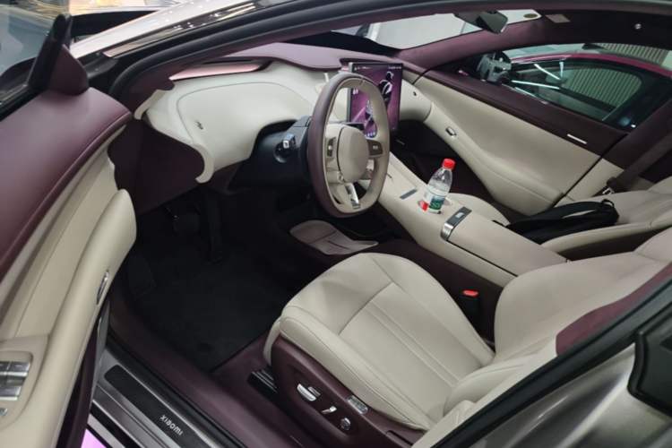 Used Xiaomi Auto YU7 2025 Ultra-Long Range High-Performance All-Wheel-Drive Max Edition Driver Seat