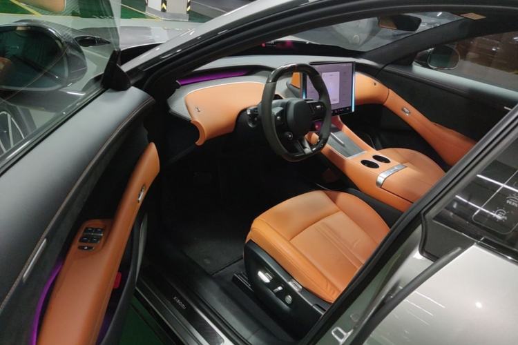 Used Xiaomi Auto YU7 2025 Ultra-Long Range High-Performance All-Wheel-Drive Max Edition Driver Seat