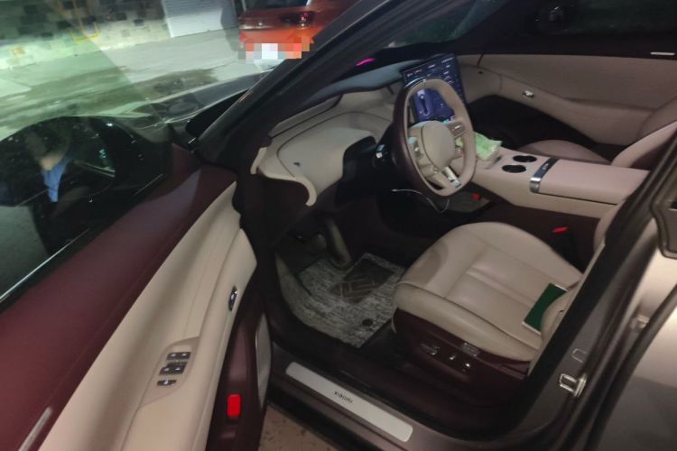 Used Xiaomi Auto YU7 2025 Ultra-Long Range All-Wheel Drive Pro Version Driver Seat