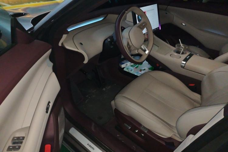Used Xiaomi Auto YU7 2025 Ultra-Long Range Rear-Wheel Drive Version Driver Seat