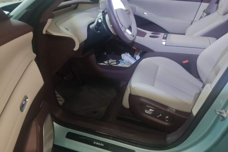 Used Xiaomi Auto YU7 2025 Ultra-Long Range High-Performance All-Wheel-Drive Max Edition Driver Seat