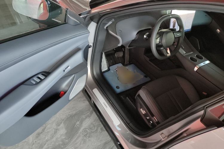 Used Xiaomi Auto YU7 2025 Ultra-Long Range All-Wheel Drive Pro Version Driver Seat