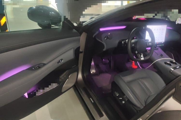 Used Xiaomi Auto YU7 2025 Ultra-Long Range High-Performance All-Wheel-Drive Max Edition Driver Seat