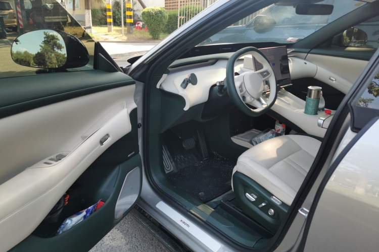 Used Xiaomi Auto YU7 2025 Ultra-Long Range All-Wheel Drive Pro Version Driver Seat