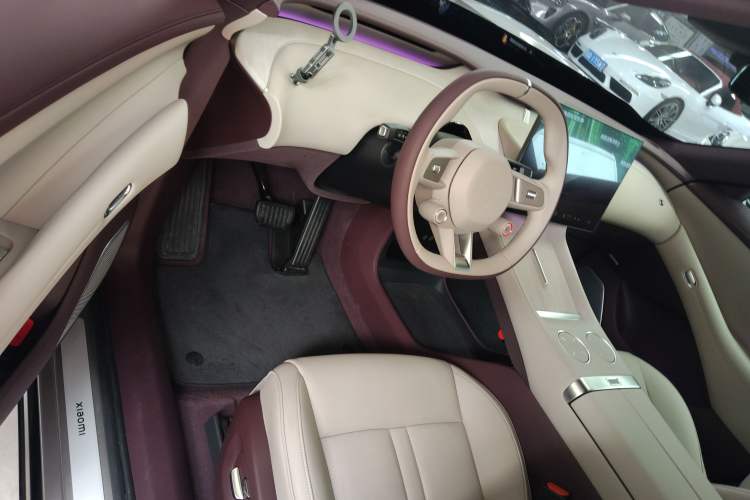 Used Xiaomi Auto YU7 2025 Ultra-Long Range All-Wheel Drive Pro Version Driver Seat