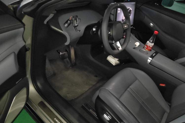 Used Xiaomi Auto YU7 2025 Ultra-Long Range High-Performance All-Wheel-Drive Max Edition Driver Seat