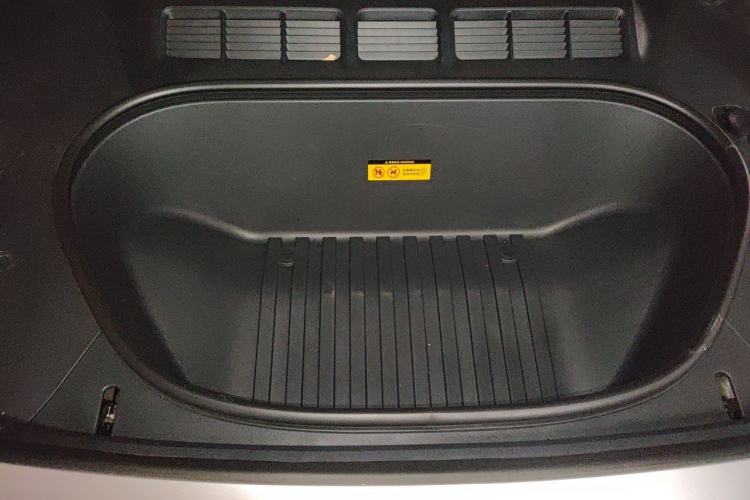 Used Xiaomi Auto YU7 2025 Ultra-Long Range High-Performance All-Wheel-Drive Max Edition Engine Bay