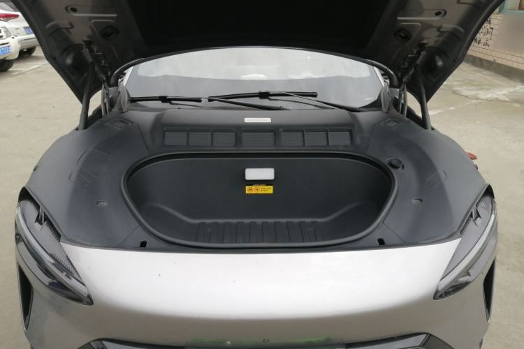 Used Xiaomi Auto YU7 2025 Ultra-Long Range High-Performance All-Wheel-Drive Max Edition Engine Bay