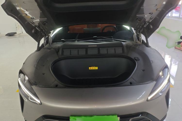 Used Xiaomi Auto YU7 2025 Ultra-Long Range High-Performance All-Wheel-Drive Max Edition Engine Bay