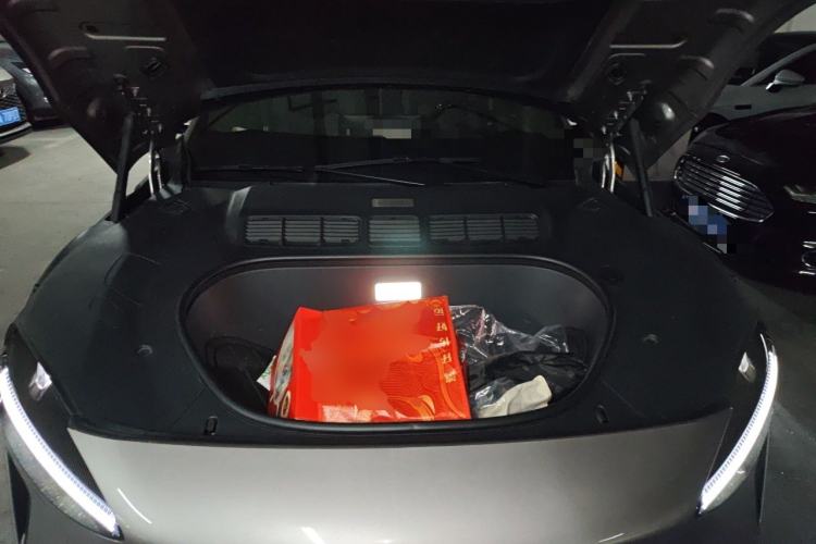 Used Xiaomi Auto YU7 2025 Ultra-Long Range High-Performance All-Wheel-Drive Max Edition Engine Bay