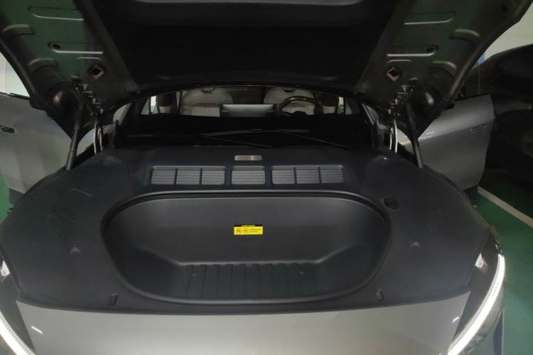 Used Xiaomi Auto YU7 2025 Ultra-Long Range High-Performance All-Wheel-Drive Max Edition Engine Bay