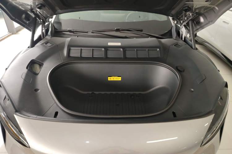 Used Xiaomi Auto YU7 2025 Ultra-Long Range All-Wheel Drive Pro Version Engine Bay