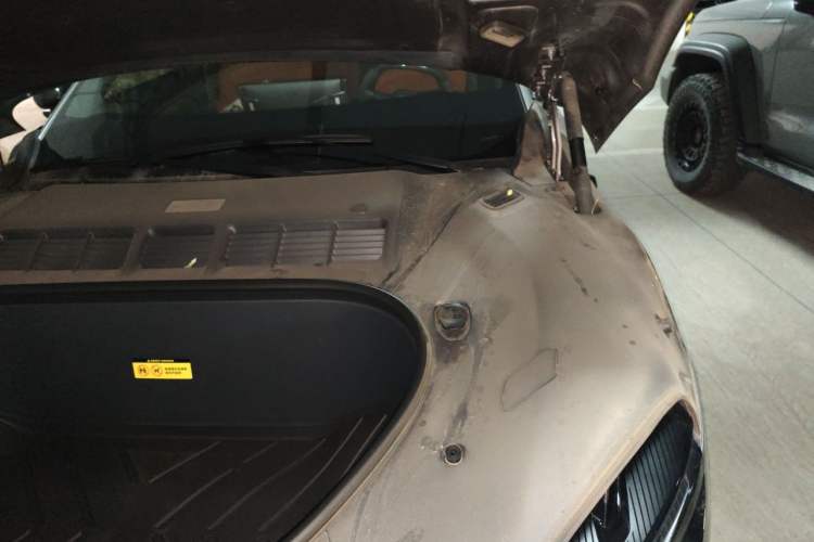 Used Xiaomi Auto YU7 2025 Ultra-Long Range High-Performance All-Wheel-Drive Max Edition Engine Bay Left
