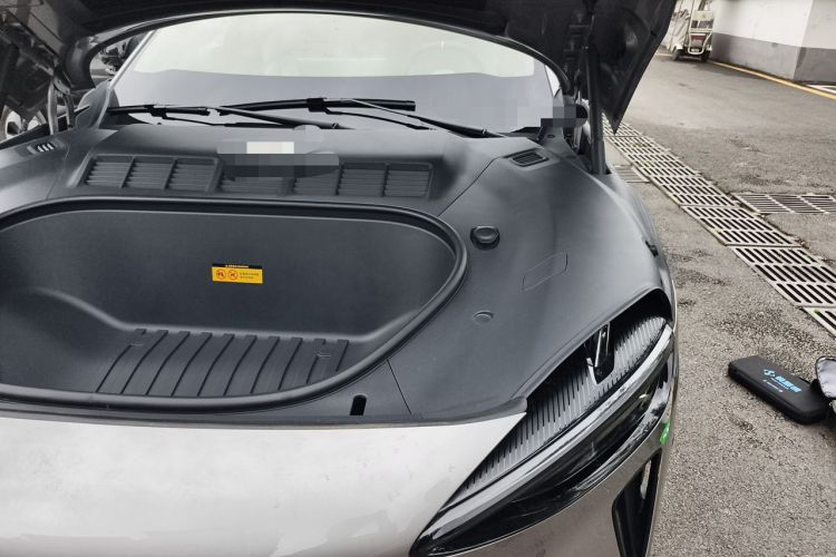 Used Xiaomi Auto YU7 2025 Ultra-Long Range All-Wheel Drive Pro Version Engine Bay Left