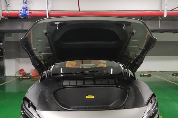 Used Xiaomi Auto YU7 2025 Ultra-Long Range High-Performance All-Wheel-Drive Max Edition Engine Bay