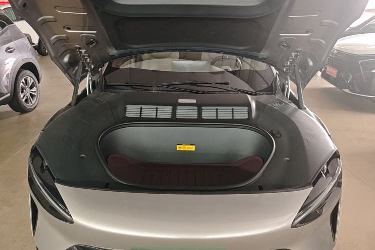 Used Xiaomi Auto YU7 2025 Ultra-Long Range High-Performance All-Wheel-Drive Max Edition Engine Bay