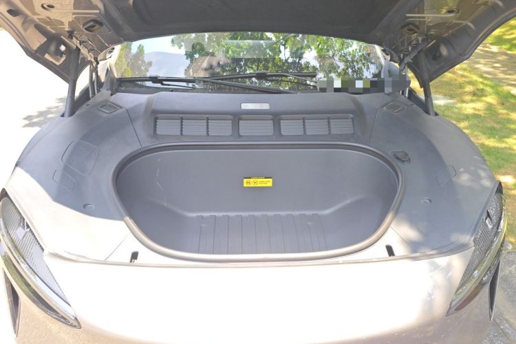 Used Xiaomi Auto YU7 2025 Ultra-Long Range High-Performance All-Wheel-Drive Max Edition Engine Bay