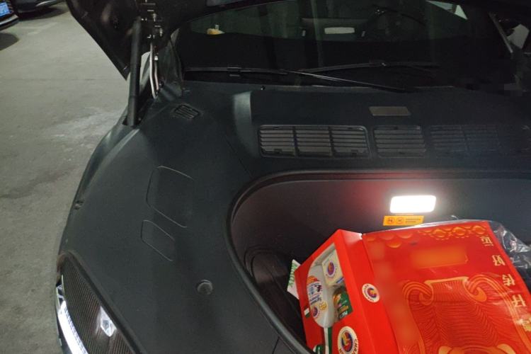 Used Xiaomi Auto YU7 2025 Ultra-Long Range High-Performance All-Wheel-Drive Max Edition Engine Bay Right