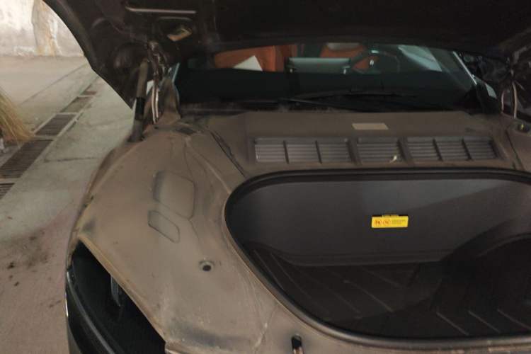 Used Xiaomi Auto YU7 2025 Ultra-Long Range High-Performance All-Wheel-Drive Max Edition Engine Bay Right