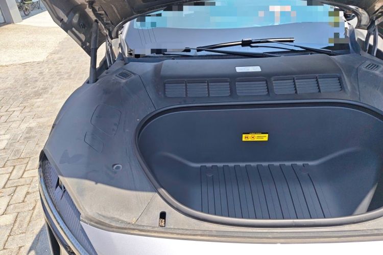 Used Xiaomi Auto YU7 2025 Ultra-Long Range High-Performance All-Wheel-Drive Max Edition Engine Bay Right