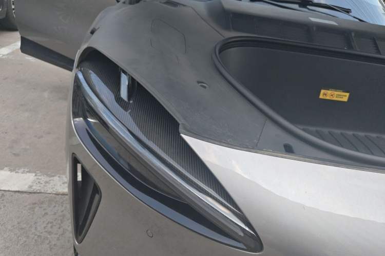 Used Xiaomi Auto YU7 2025 Ultra-Long Range High-Performance All-Wheel-Drive Max Edition Engine Bay Right
