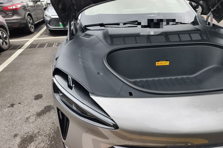 Used Xiaomi Auto YU7 2025 Ultra-Long Range All-Wheel Drive Pro Version Engine Bay Right
