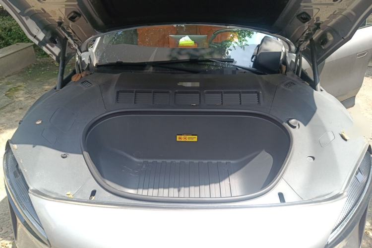 Used Xiaomi Auto YU7 2025 Ultra-Long Range High-Performance All-Wheel-Drive Max Edition Engine Bay