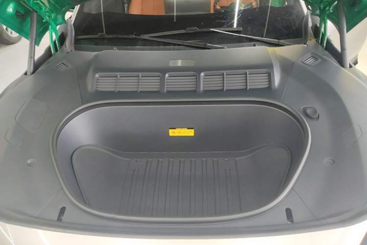 Used Xiaomi Auto YU7 2025 Ultra-Long Range All-Wheel Drive Pro Version Engine Bay
